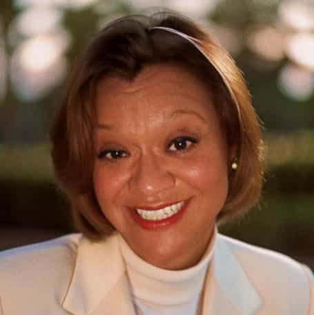Headshot of woman in professinal attire